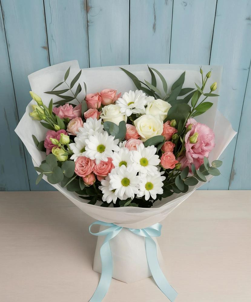 Букет цветов из: Розы, Лизиантусы и Хризантемы в Верхнестепном