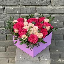 Цветочная композиция из Розы в коробке в Верхнестепном
