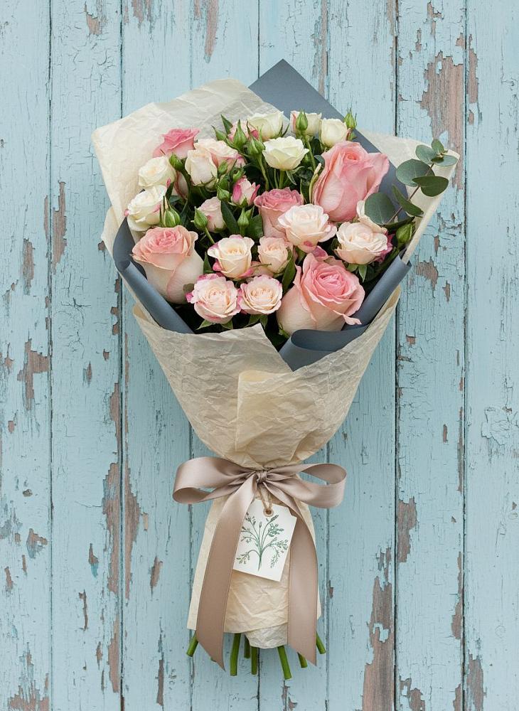 Букет цветов из: Розы в Верхнестепном