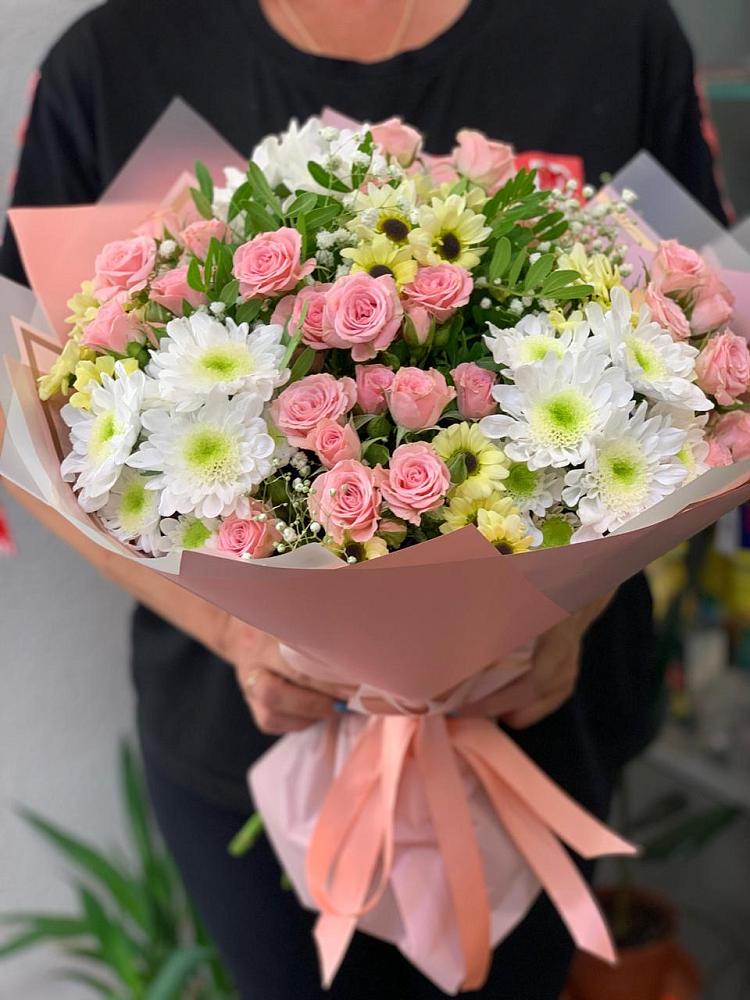 Букет цветов из: Розы и Хризантемы в Верхнестепном