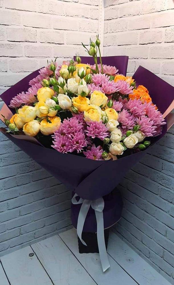 Букет цветов из: Хризантемы и Розы в Верхнестепном