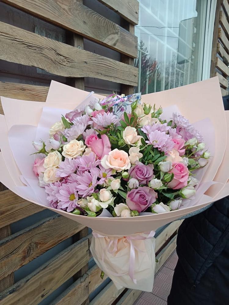 Букет цветов из: Розы и Хризантемы в Верхнестепном