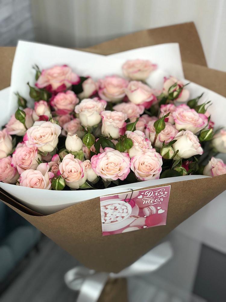 Букет цветов из: Розы в Верхнестепном