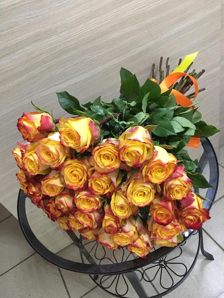 Букет Желтые розы в Верхнестепном