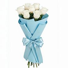 Букет 7 белых роз Проуд в Верхнестепном