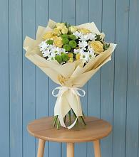 Букет цветов из:  Хризантемы и Розы в Верхнестепном