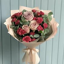 Букет цветов из:  Гвоздики и Розы в Верхнестепном