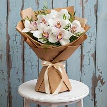 Букет цветов из:  Орхидеи и Розы в Верхнестепном