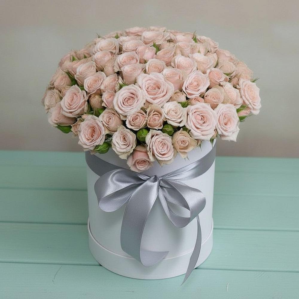 Цветочная композиция из Розы в шляпной коробке в Верхнестепном